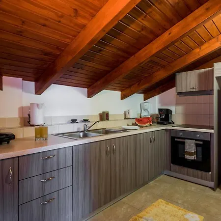 Apartamento Makris House *