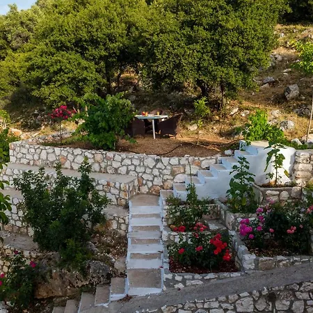 Makris House شقة أيّا إفيميا